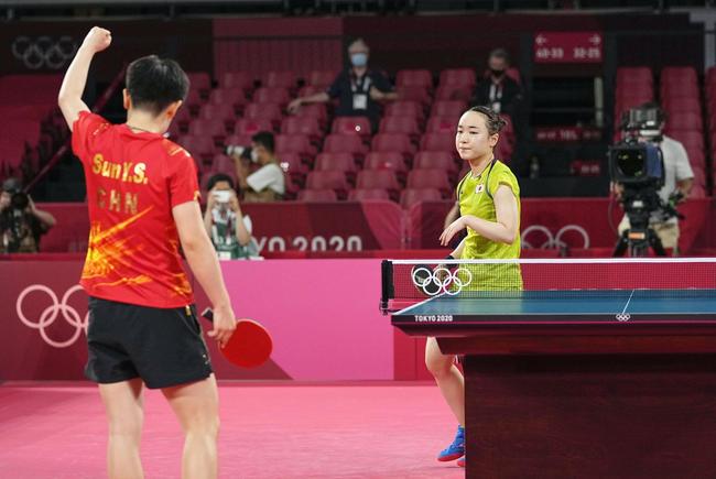 段与段之间 段与段之间