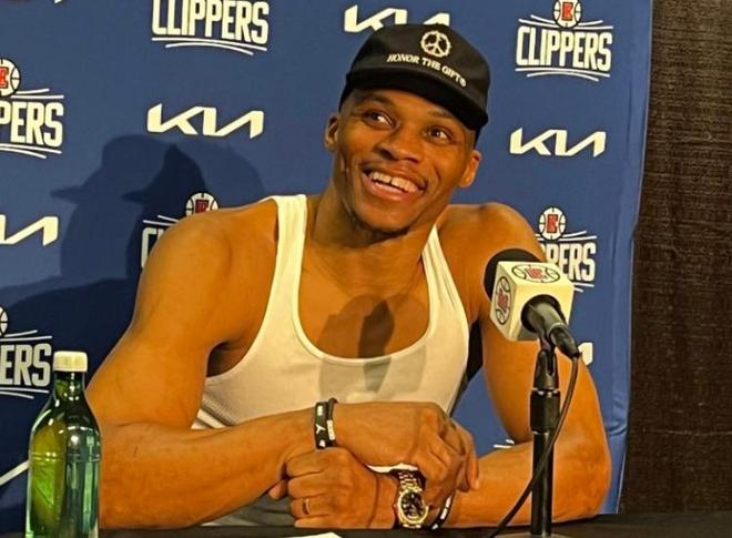 里遭遇伤病 里遭遇伤病