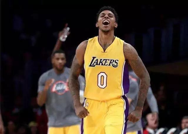 正负值与团 正负值与团